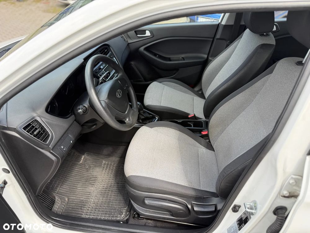 Hyundai i20 - 9