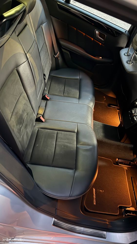 Mercedes-Benz E 300 - 33