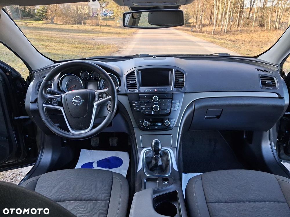 Opel Insignia - 24