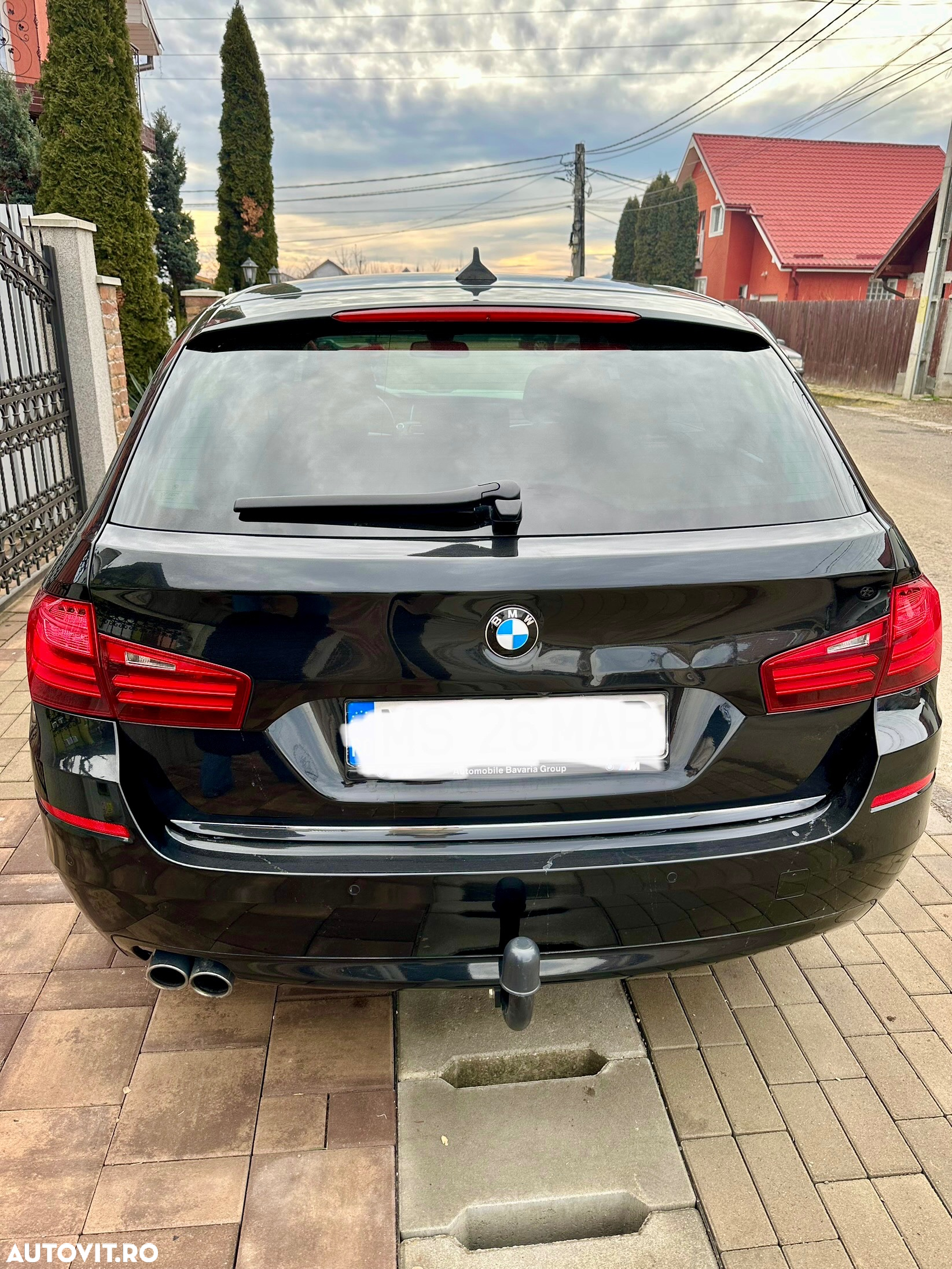 BMW Seria 5 520d Touring Aut. Luxury Line - 9