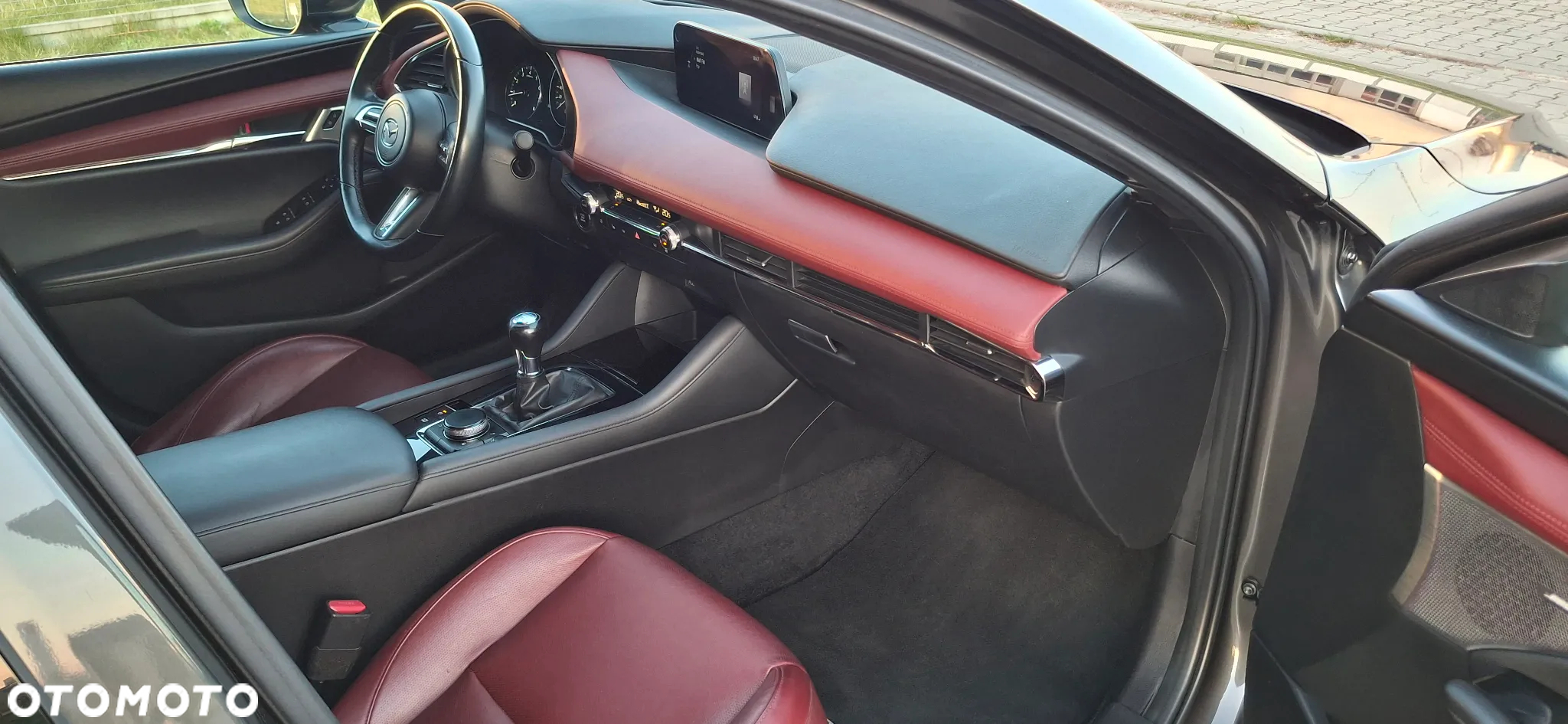 Mazda 3 SKYACTIV-X 2.0 M-Hybrid - 31