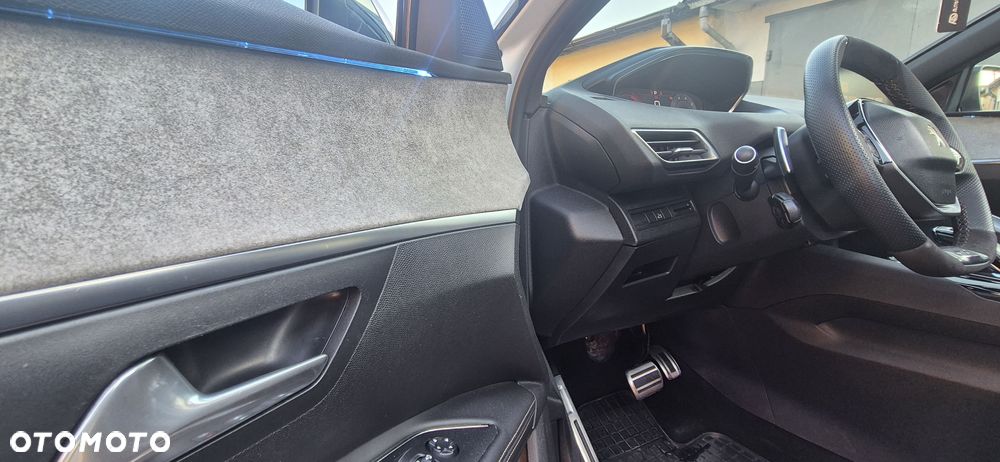 Peugeot 5008 2.0 BlueHDI GT S&S EAT8 - 9