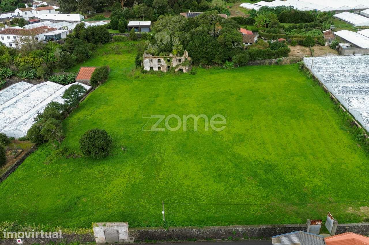 Terreno Rústico com Enquadramento Urbano – 7.920 m² – Ponta Delgada... - Grande imagem: 2/14
