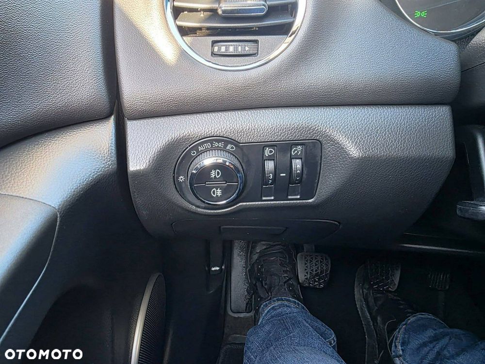 Chevrolet Cruze 1.4T LTZ+ - 11
