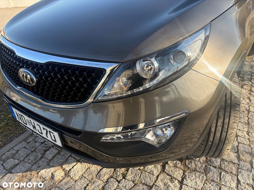 Kia Sportage 2.0 CRDI 4WD Fifa World Cup Edition - 4