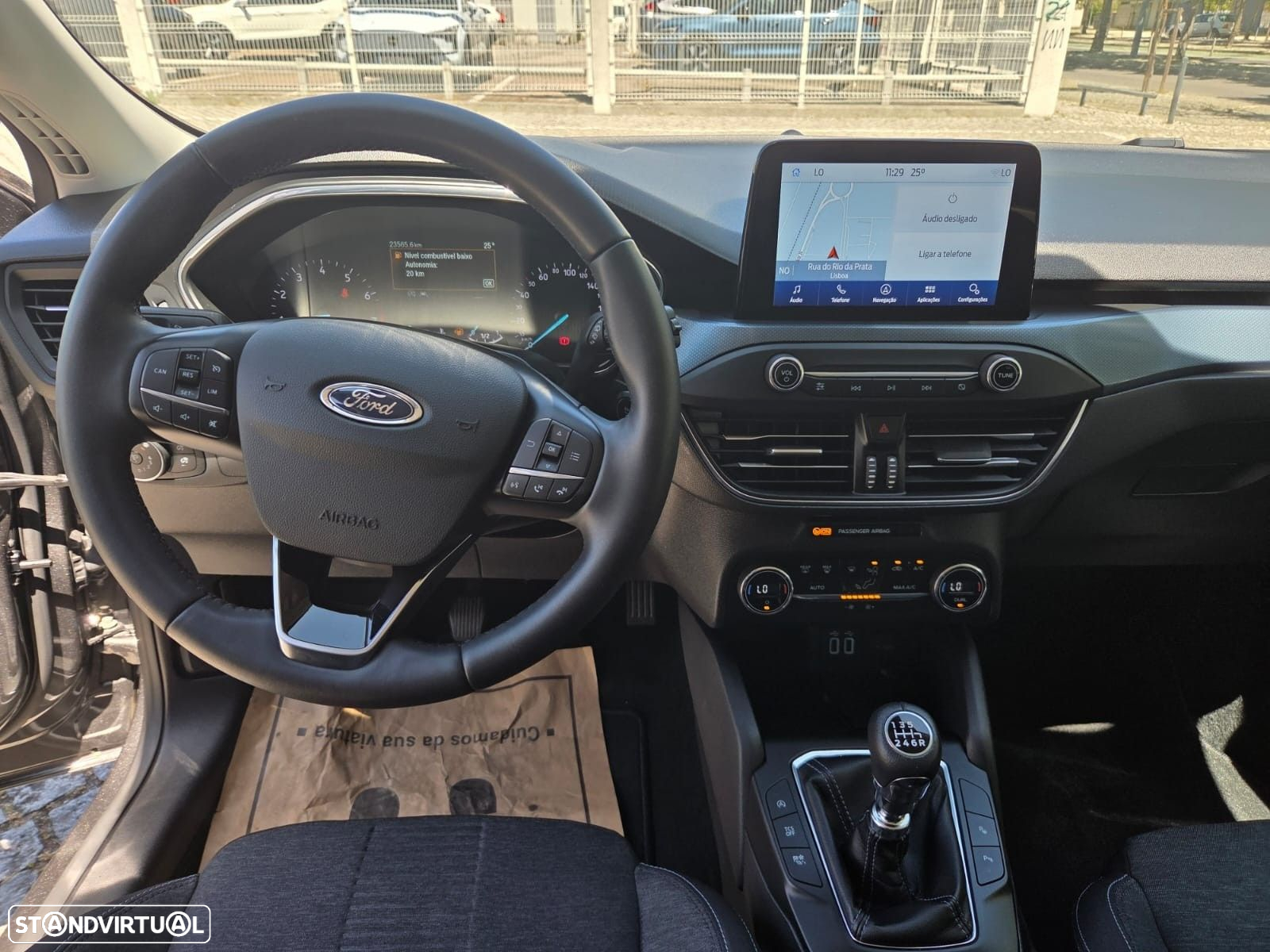 Ford Focus 1.0 EcoBoost MHEV ST-Line - 3