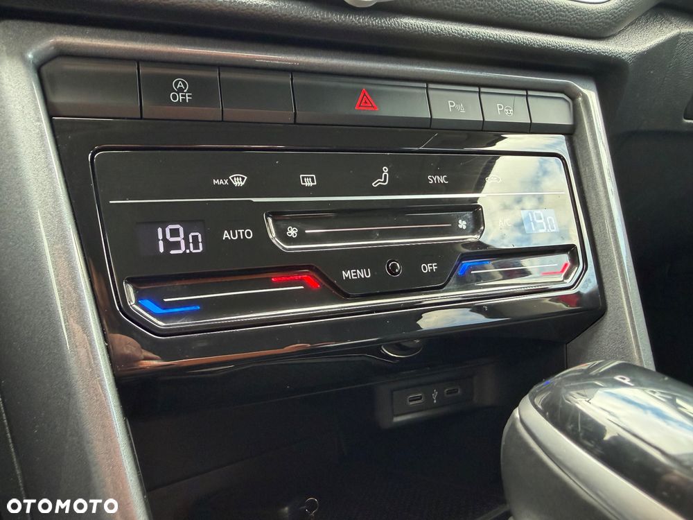 Volkswagen T-Roc 2.0 TDI SCR DSG ACTIVE - 25