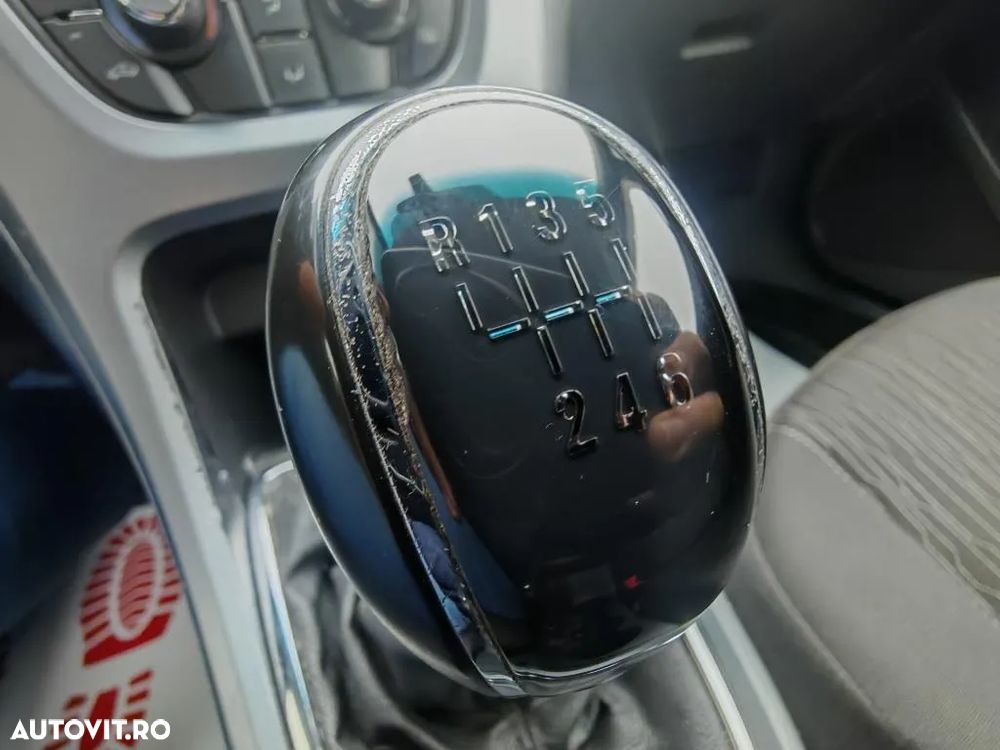 Opel Astra 1.7 CDTI Start/Stop Essentia - 11