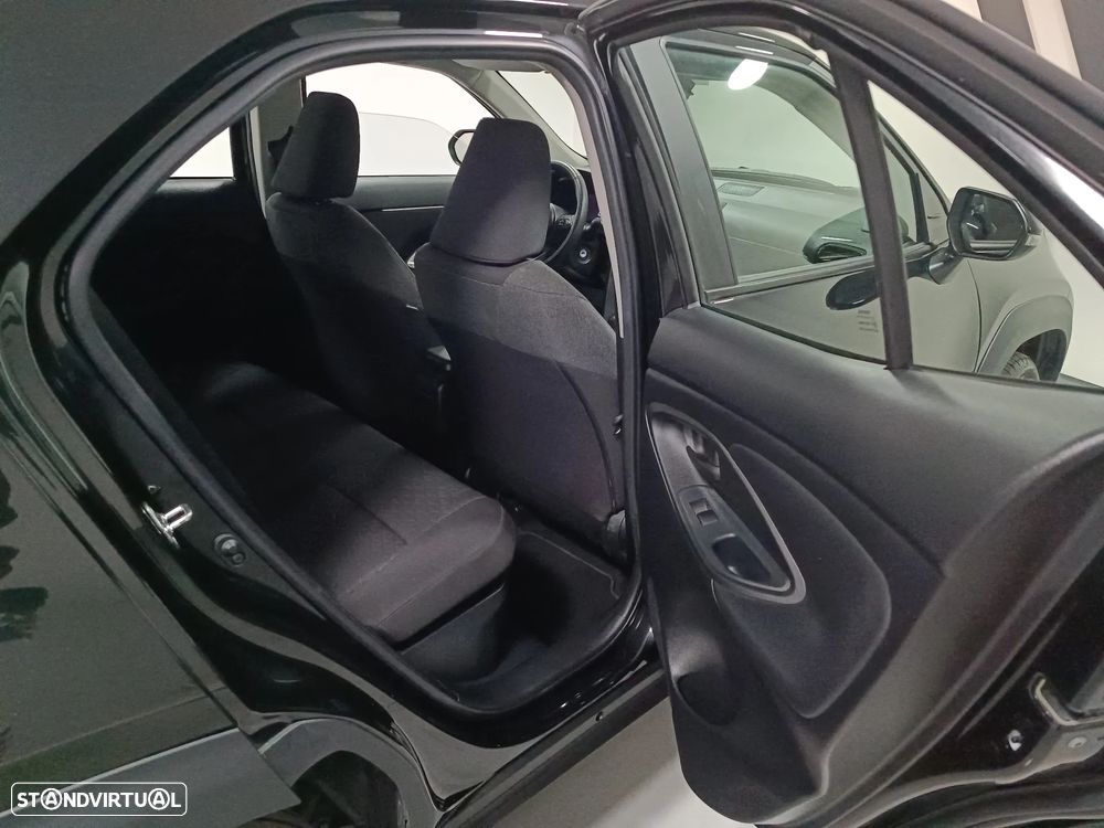 Toyota Yaris Cross 1.5 HDF Comfort Plus - 17