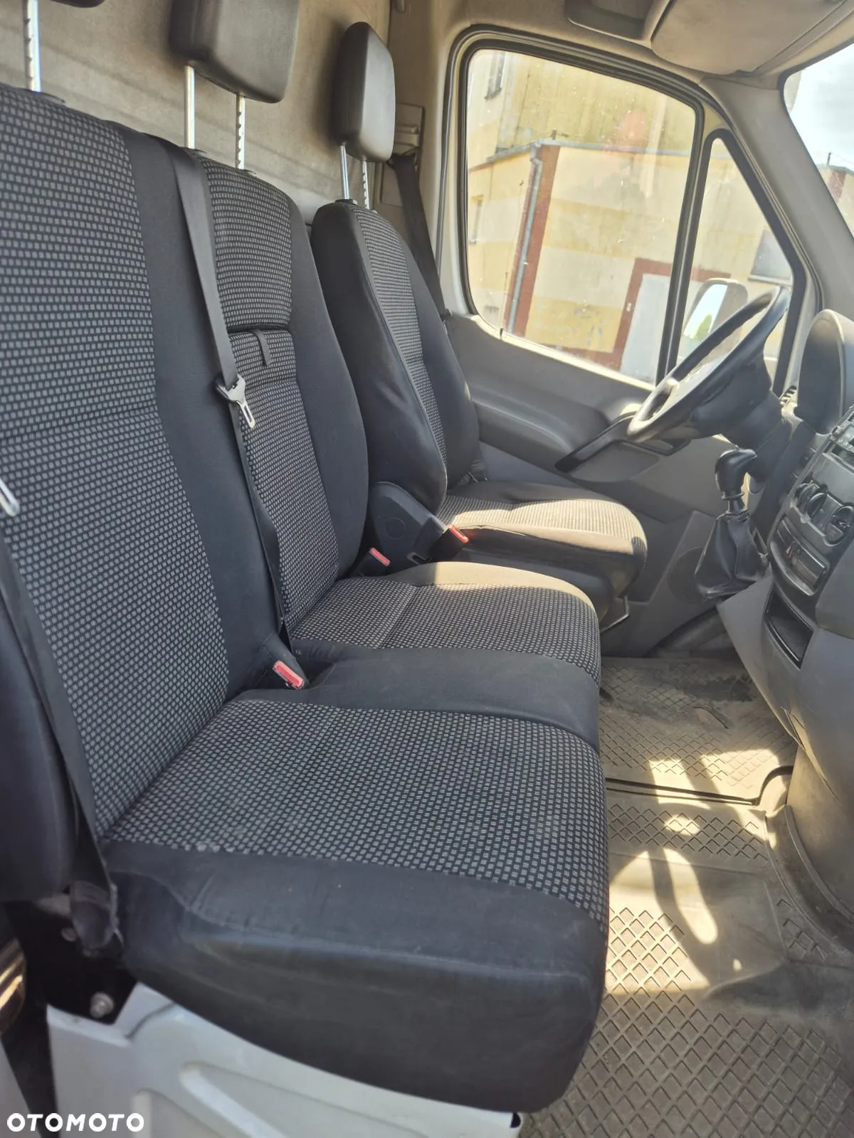 Mercedes-Benz Sprinter - 6