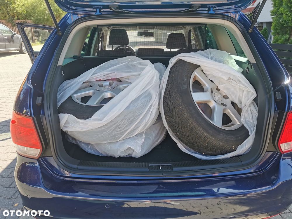 Volkswagen Golf 1.6 TDI Highline Optimum - 14