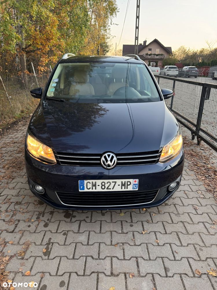 Volkswagen Touran - 4