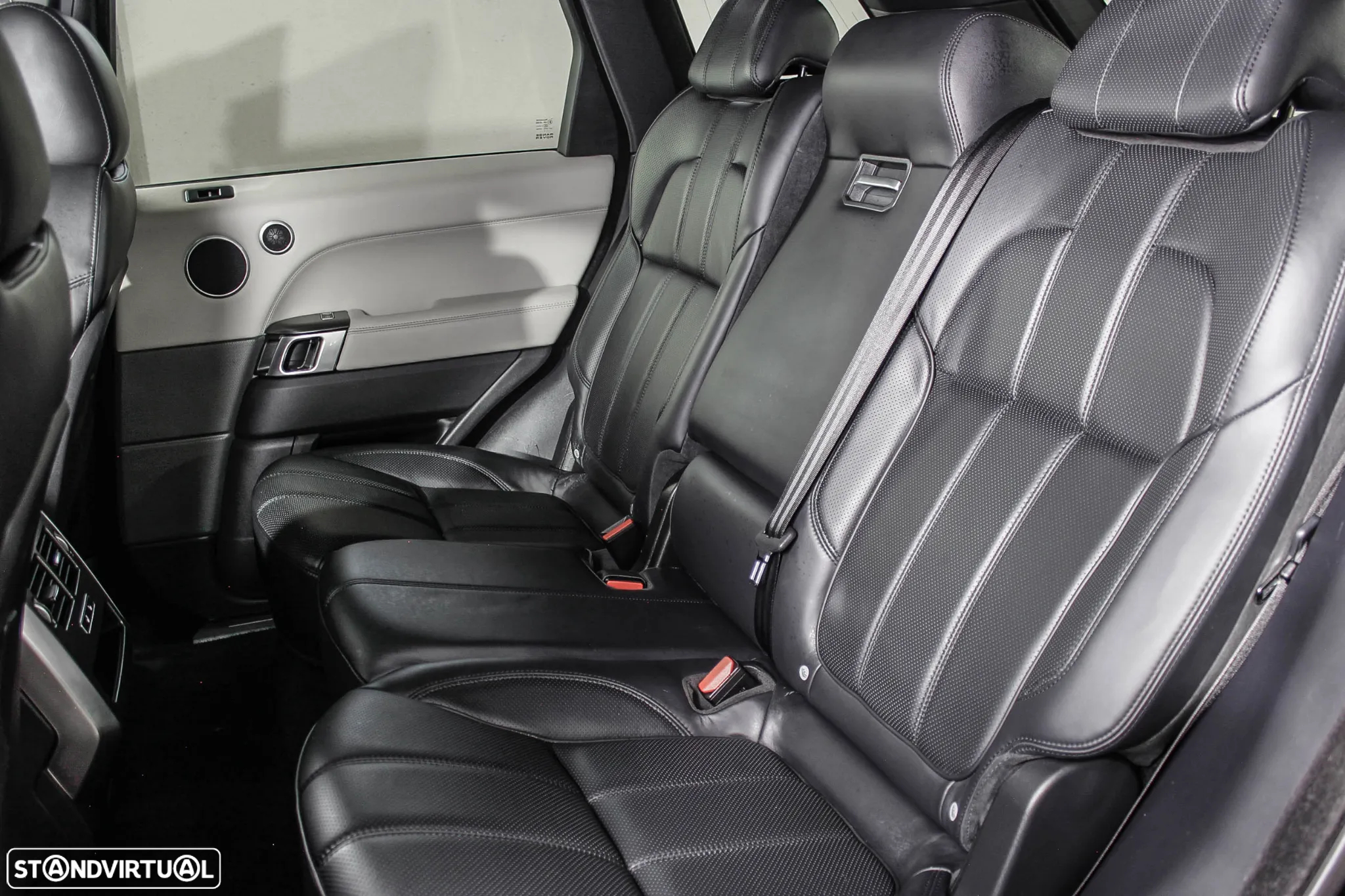 Land Rover Range Rover Sport 3.0 SDV6 HEV HSE Dynamic - 12