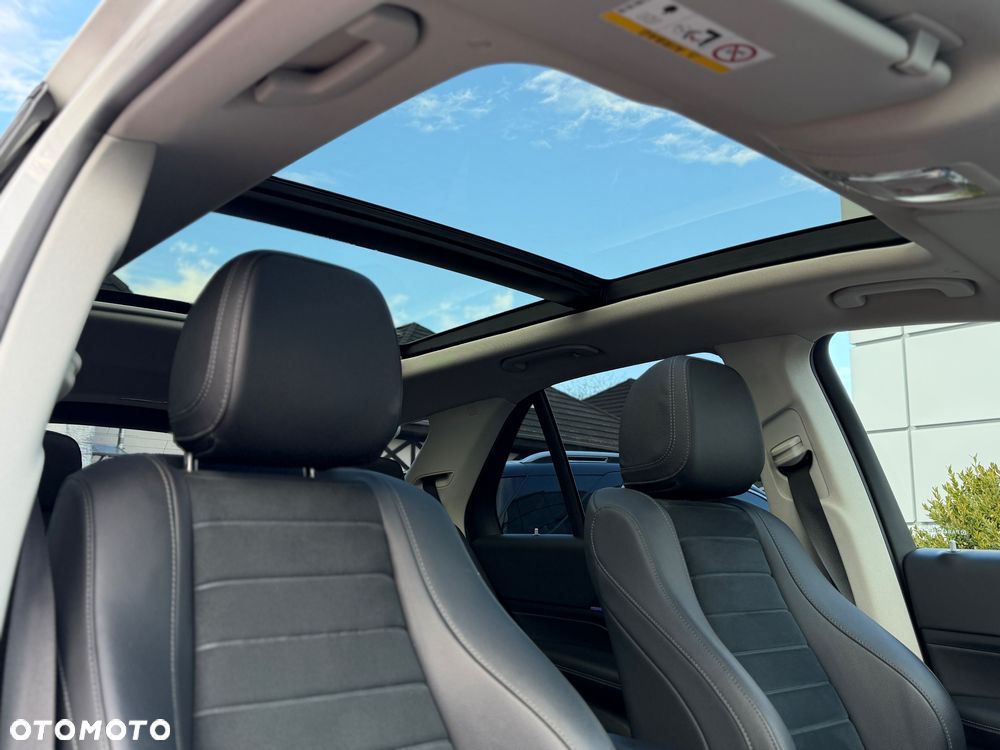 Mercedes-Benz GLE 300 d 4Matic 9G-TRONIC AMG Line - 11