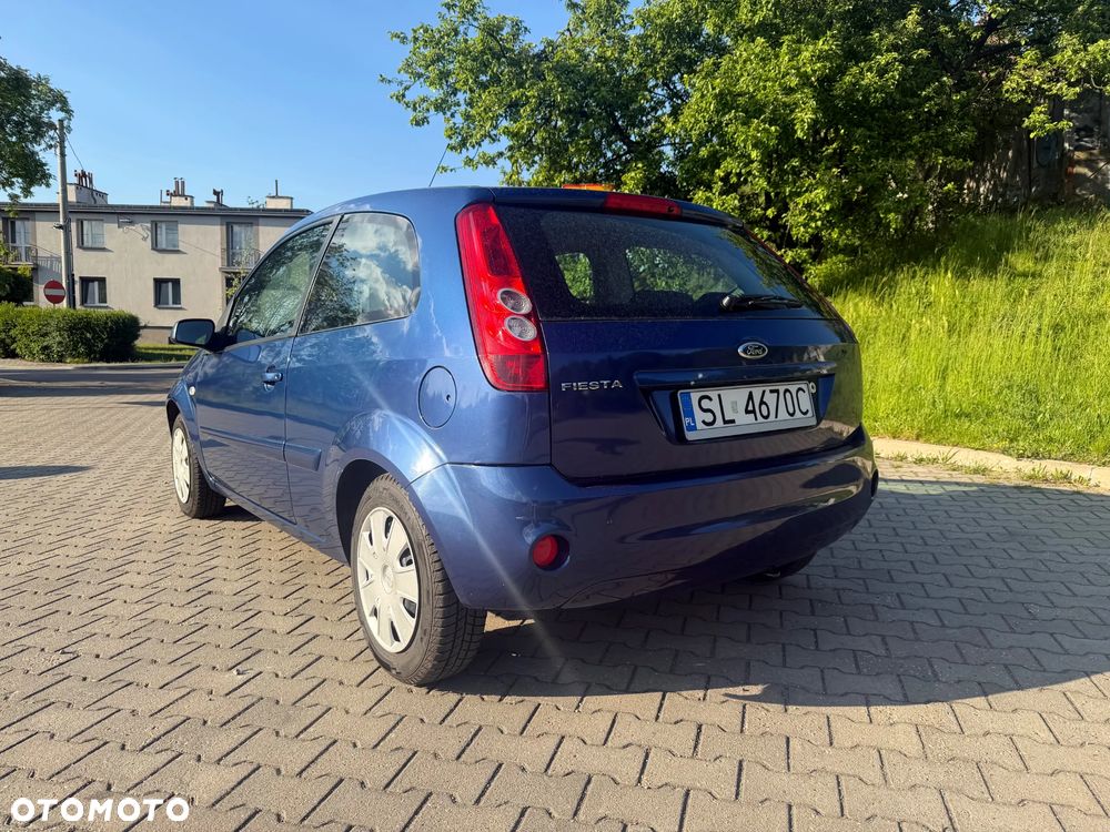 Ford Fiesta - 7