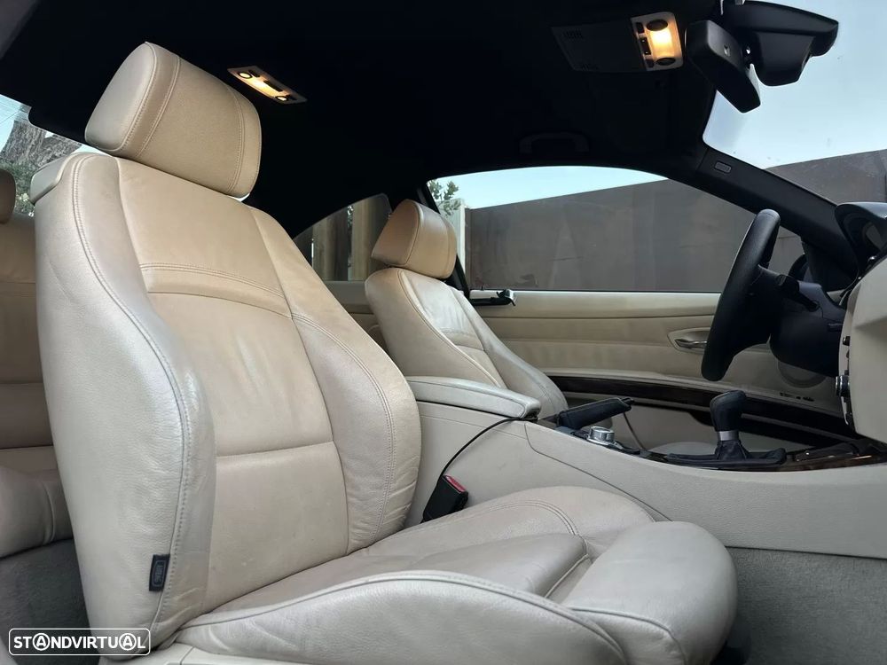 BMW 320 d Coupe - 19