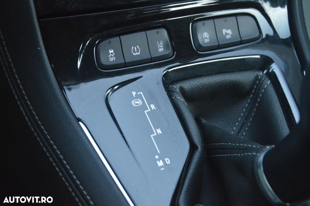 Opel Grandland 1.5 D Automatik Business Edition - 27