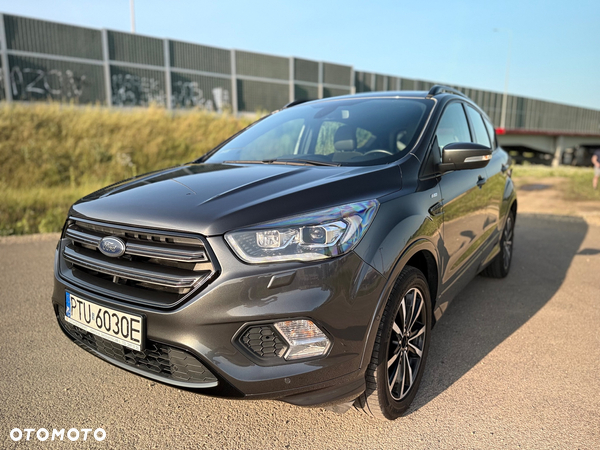 Ford Kuga 1.5 EcoBoost 2x4 ST-Line