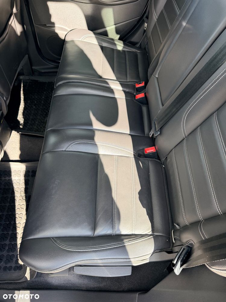 Ford Escape 2.0 EcoBoost AWD Titanium - 21