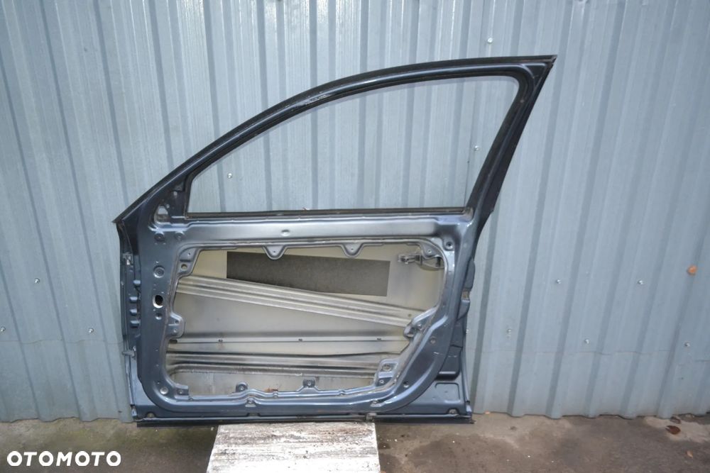 VW PASSAT B5 KOMBI SEDAN 96-05 DRZWI PRZÓD PRZEDNIE PRAWE GOŁE LC7V POMORSKIE - 4