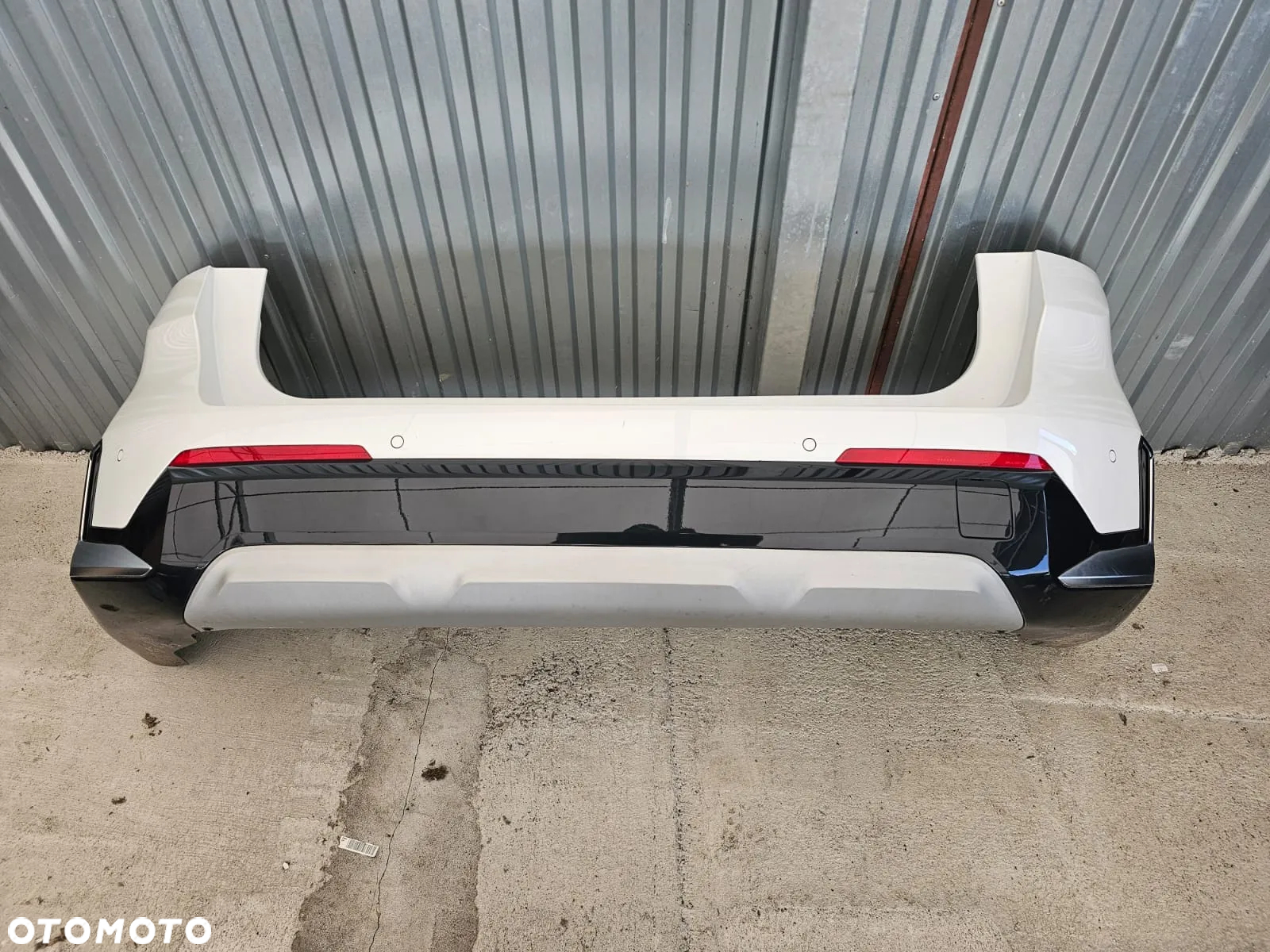 TYŁ KOMPLETNY LAMPY KLAPA ZDERZAK BMW X1 U11 A96 MINERALWEISS BIAŁĄ PERŁA - 10