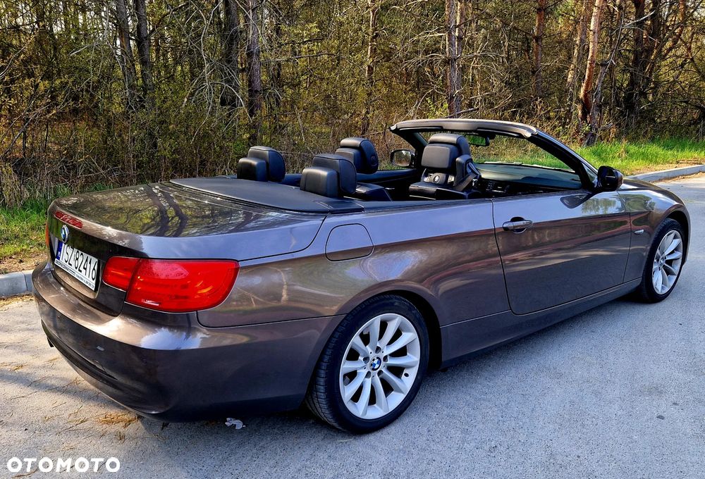 BMW Seria 3 318i M Sport Edition - 8