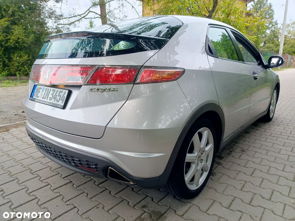 Honda Civic 1.8 Comfort - 21
