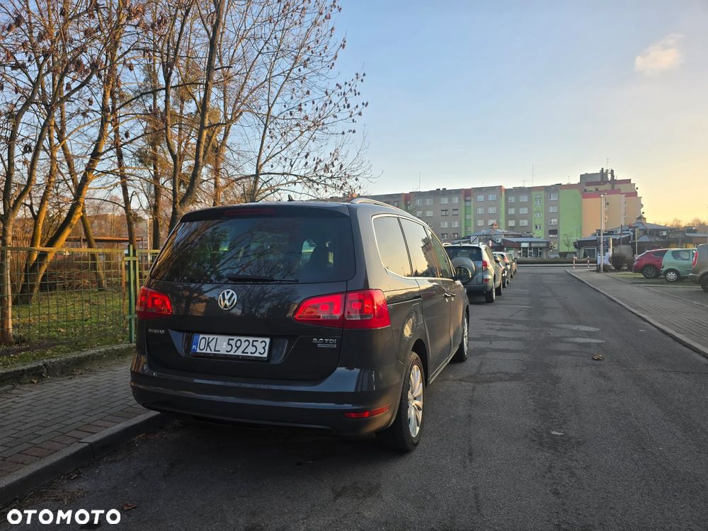 Volkswagen Sharan 2.0 TDI DSG BlueMotion Technology Comfortline - 11