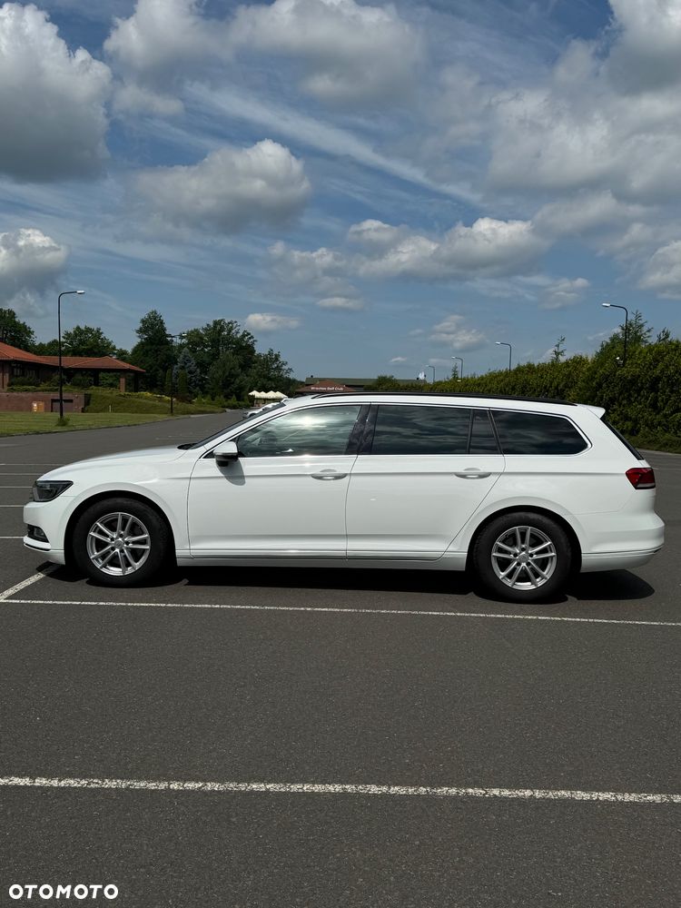 Volkswagen Passat 2.0 TDI SCR Comfortline - 8