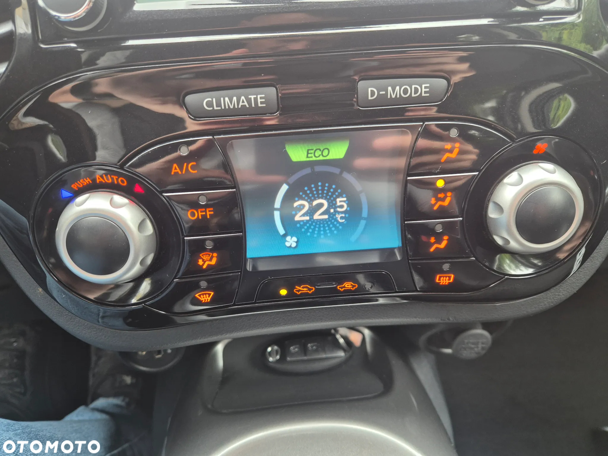 Nissan Juke 1.6 Start/Stop Tekna - 18