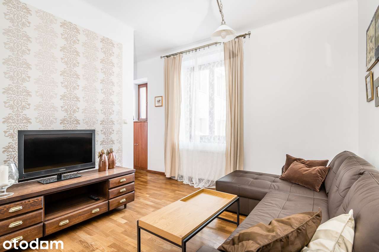 2 pokoje | 1 piętro | MPEC | 2 piwnice | Miejsce postojowe | Kamienica