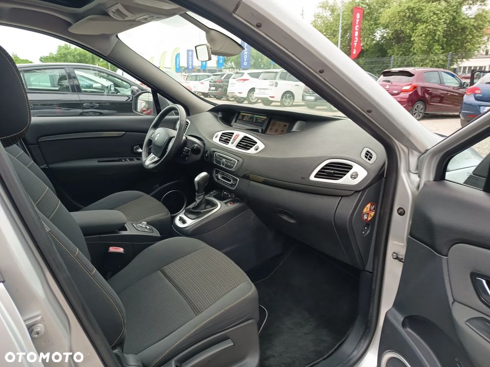 Renault Grand Scenic 2.0 16V 140 CVT Dynamique - 34