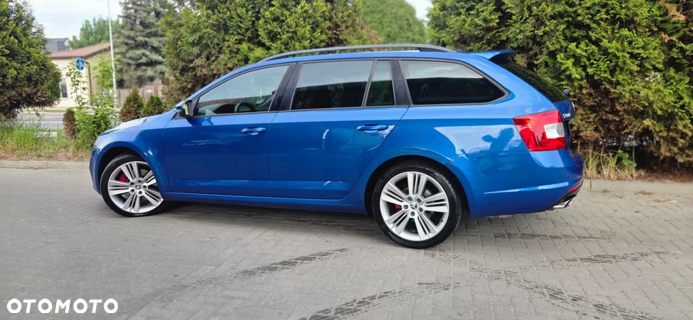 Skoda Octavia 2.0 TDI DSG RS - 18