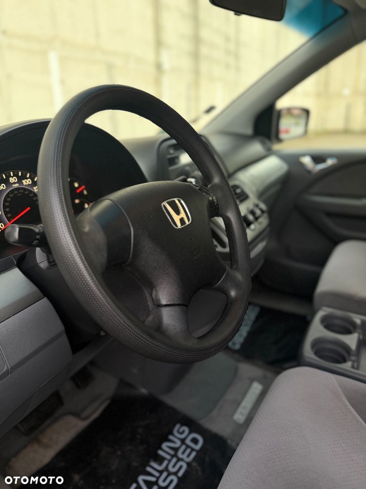 Honda Odyssey 3.5 LX - 13