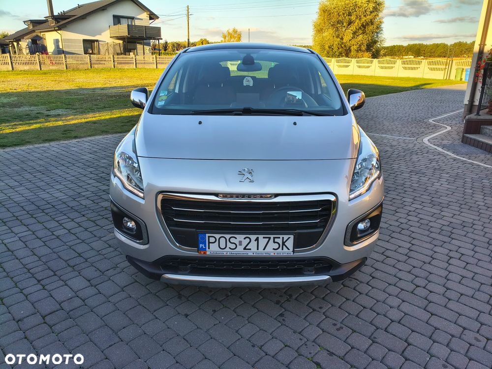 Peugeot 3008 HDi 115 Allure - 10