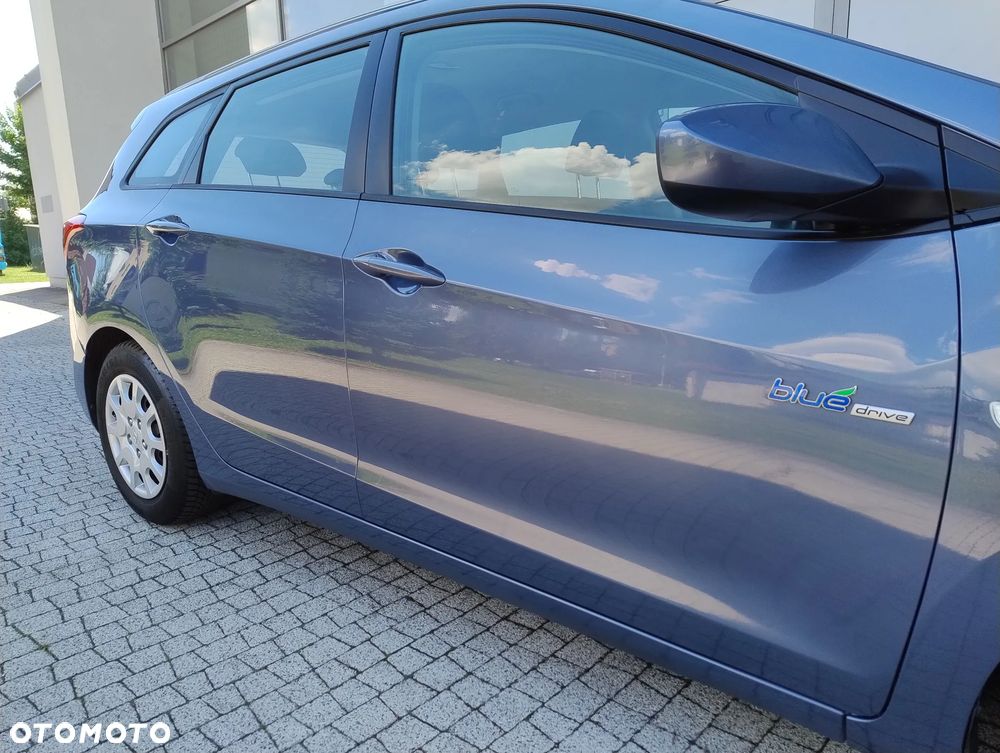 Hyundai i30 1.6 Trend - 33