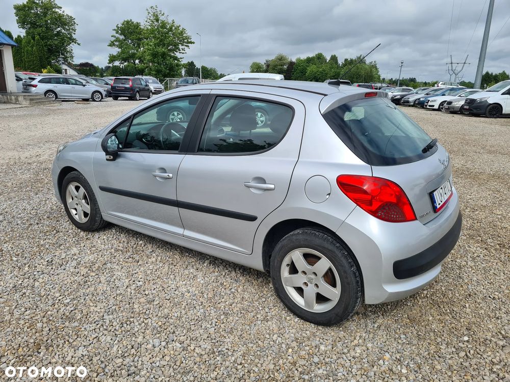 Peugeot 207 1.4 Trendy - 5