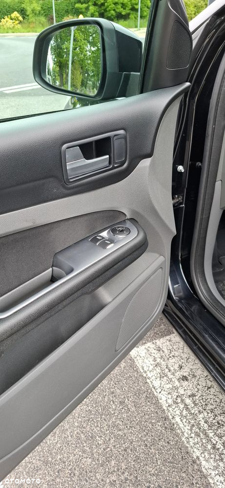 Ford Focus 1.6 Ambiente - 11