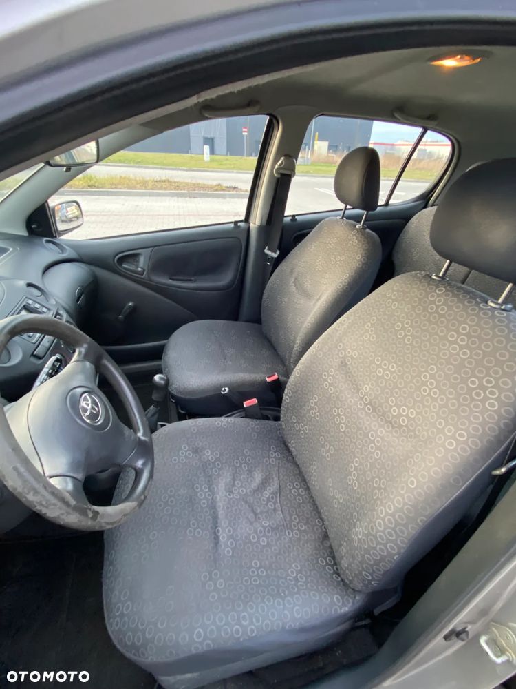 Toyota Yaris 1.4 D-4D Terra - 9