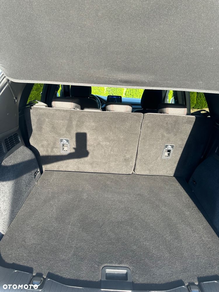 Ford Kuga - 31