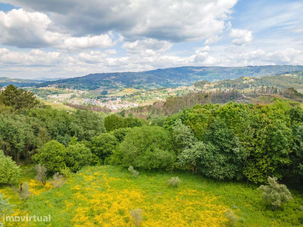Terreno em Marco de Canaveses com Vista Campestre - Grande imagem: 3/11