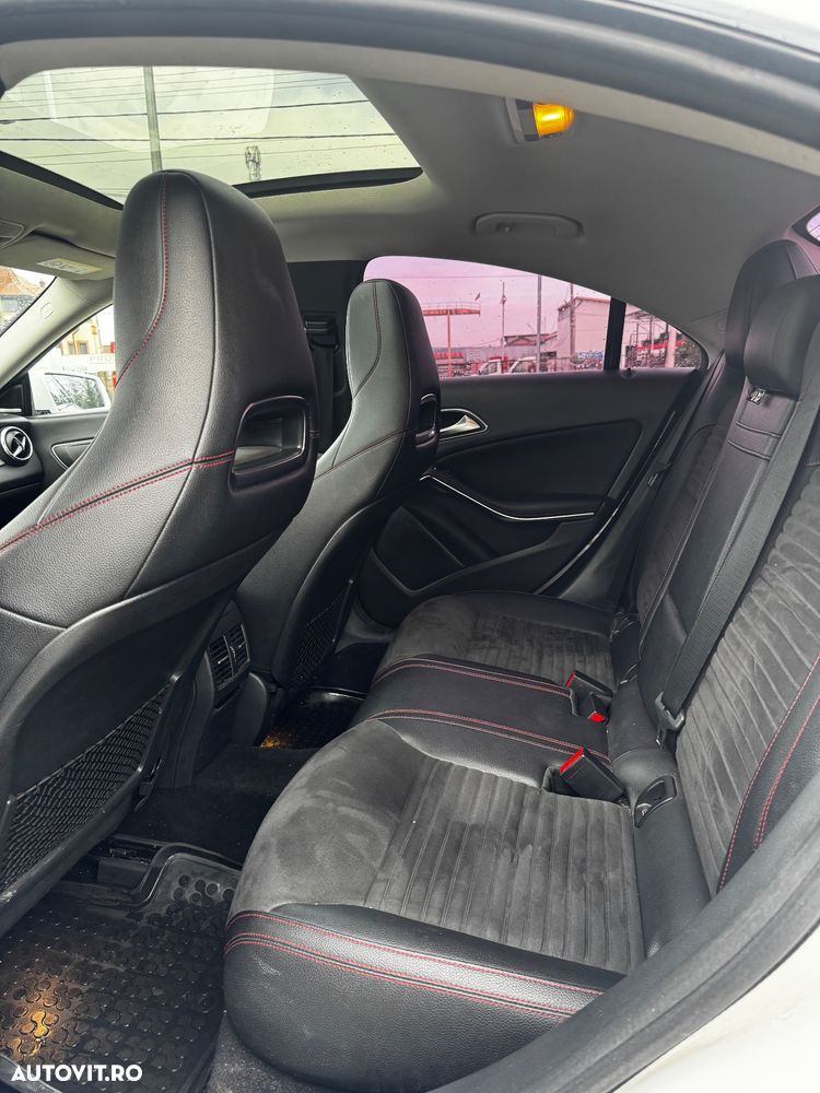 Mercedes-Benz CLA 220 d 4MATIC Aut. - 11