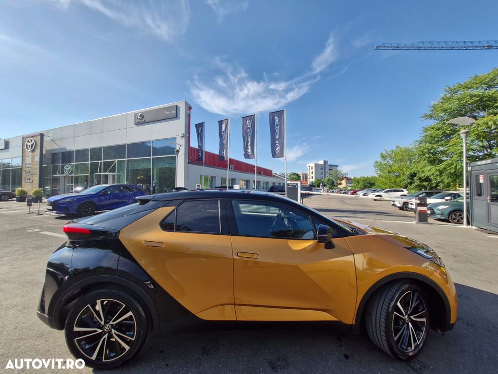TOYOTA C-HR 2023 — imagine 4