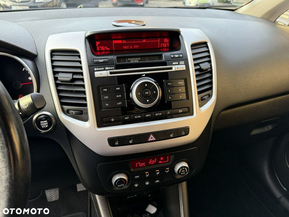 Kia Venga 1.6 CVVT Dream Team Edition - 17