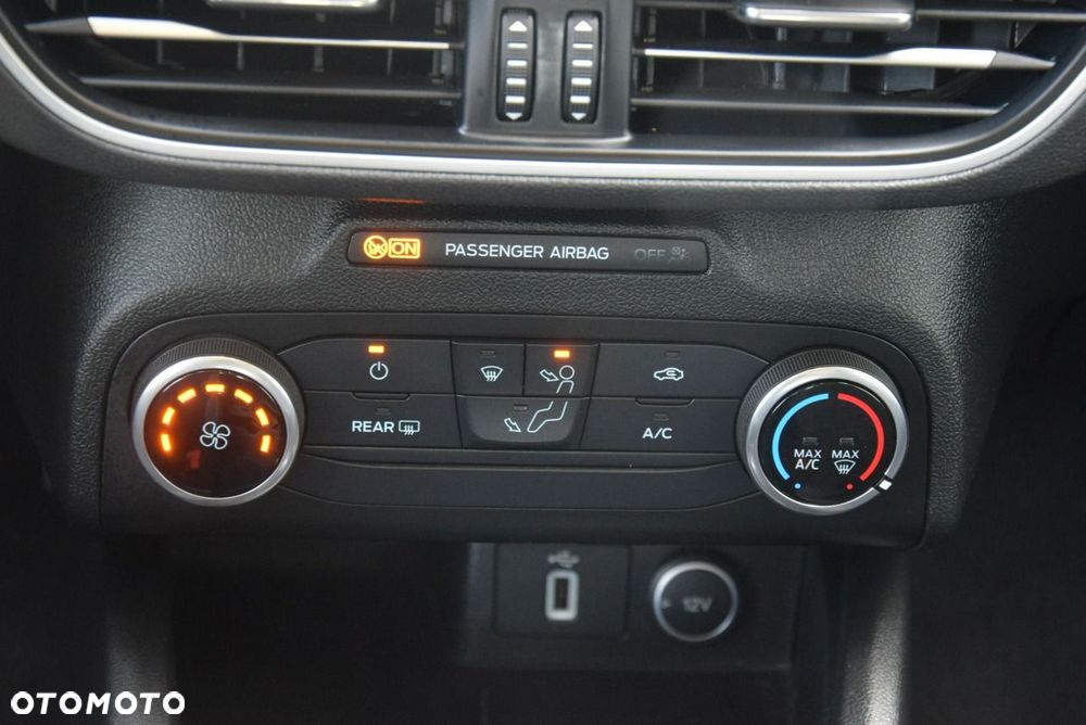 Ford Focus - 29