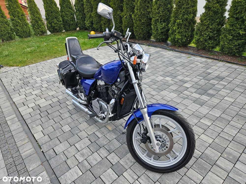 Honda VT - 3