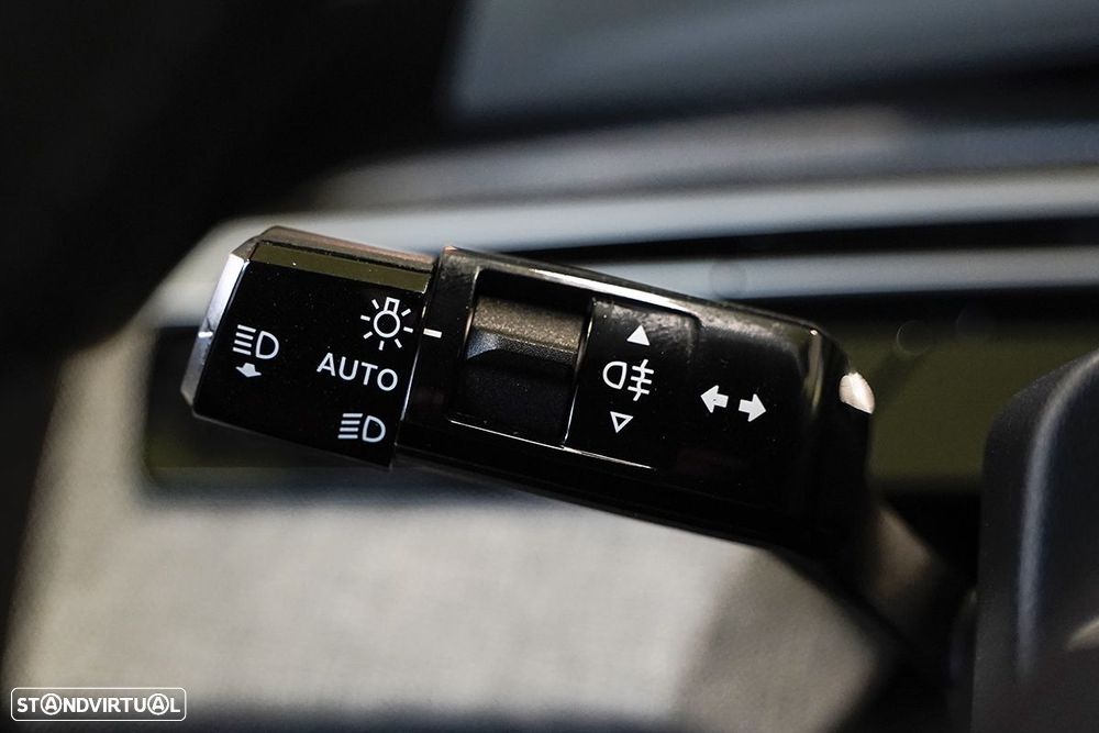 Peugeot 5008 1.2 Hybrid Allure Pack e-DCS6 - 13