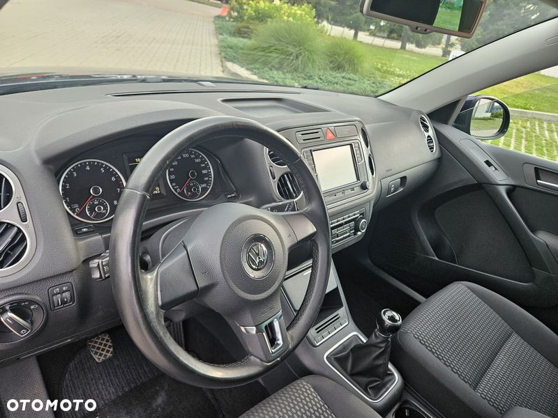Volkswagen Tiguan - 16