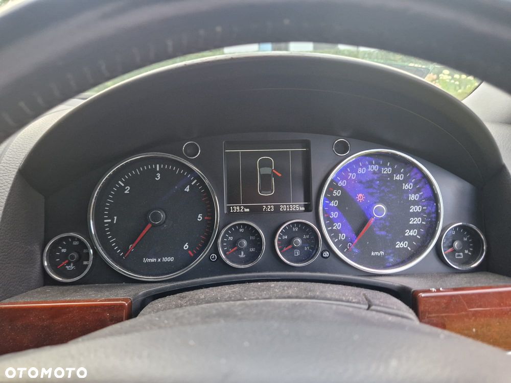 Volkswagen Touareg 2.5 R5 TDI DPF Tiptr - 8