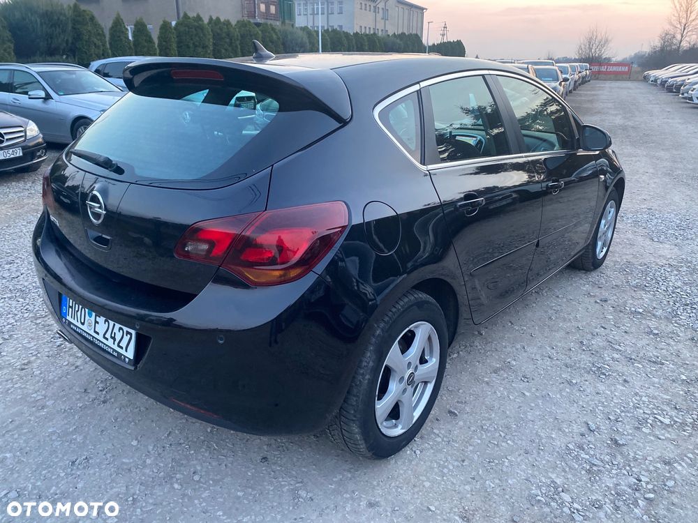 Opel Astra 1.4 Turbo Cosmo - 6